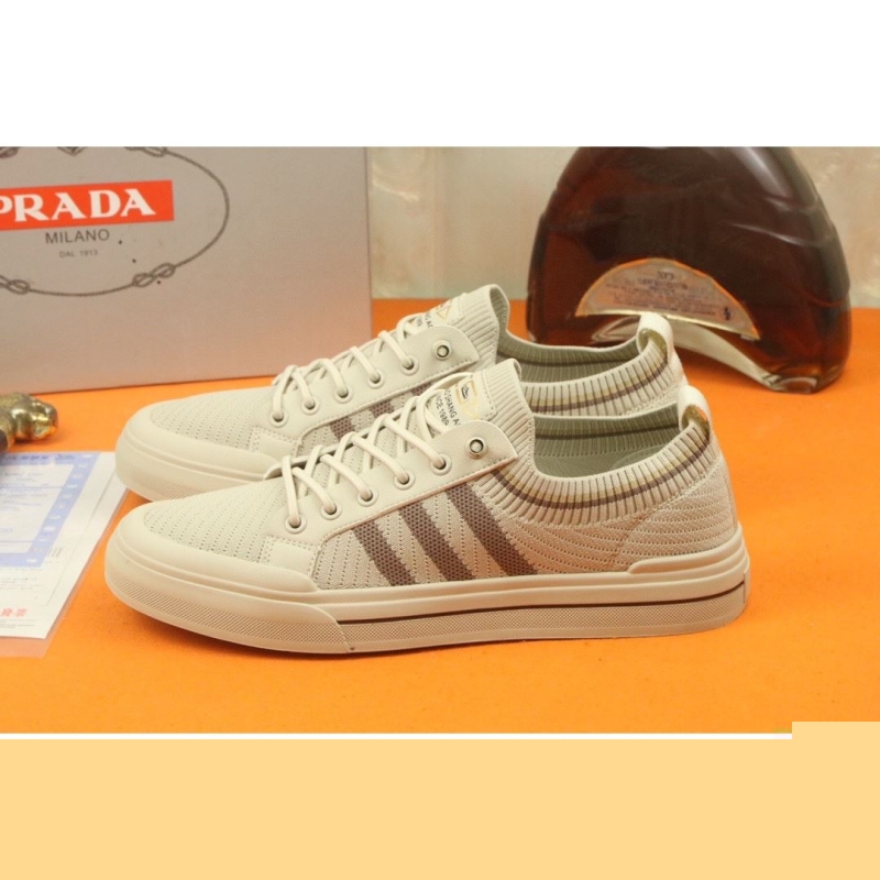 Pra*a casual shoes